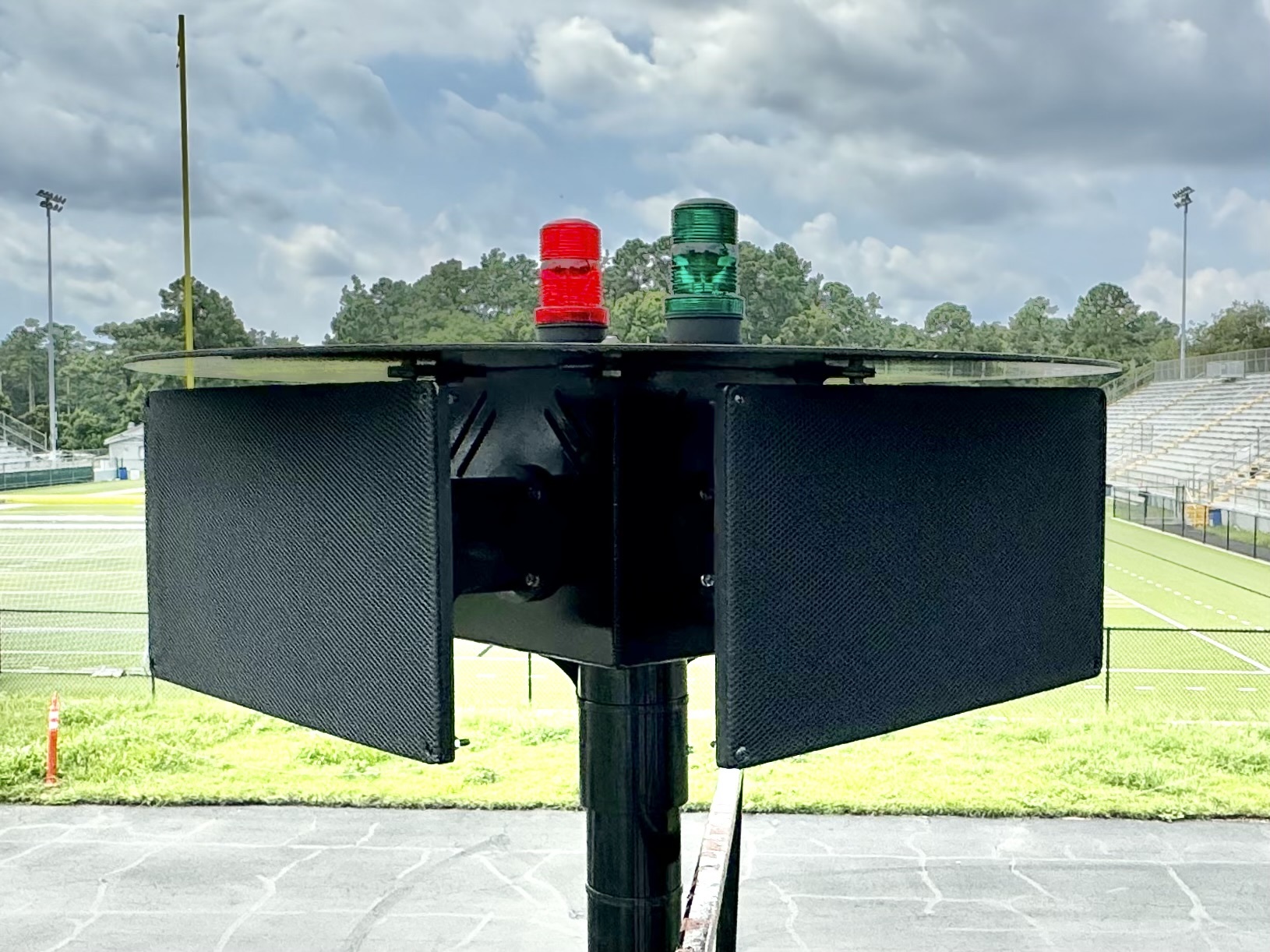 Weatherstem Blast Ultra, athletic complex with red and green strobes