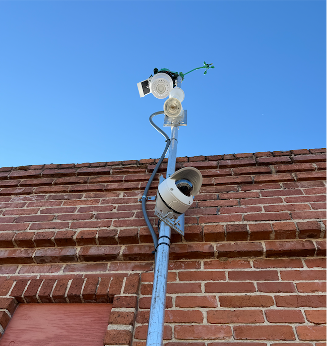 Weatherstem Bright installed in Downtown Madison, green all-clear color active