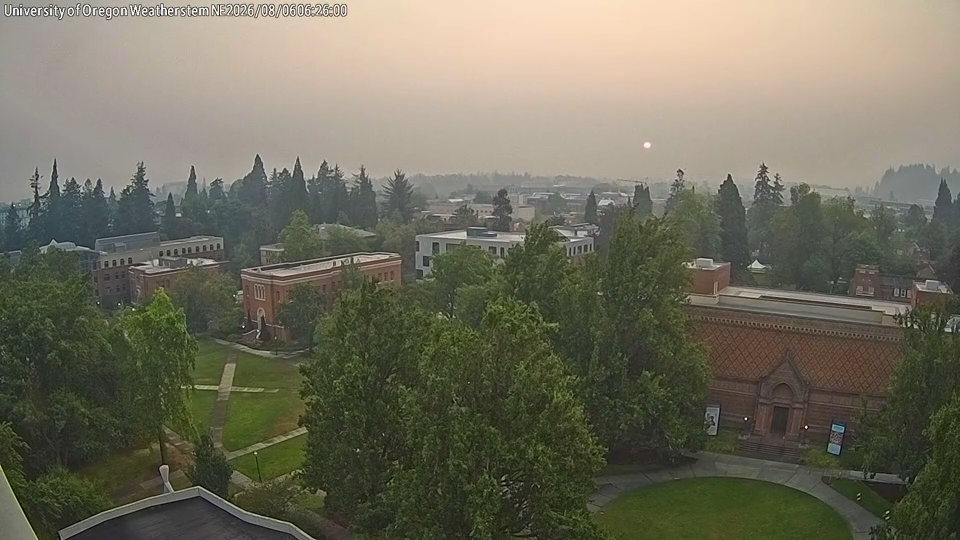 Poor air quality over the University of Oregon